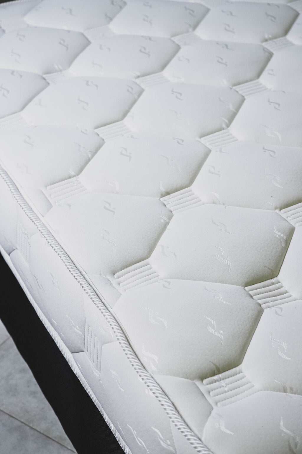 FULL FOAM - MATTRESS & BASE SET